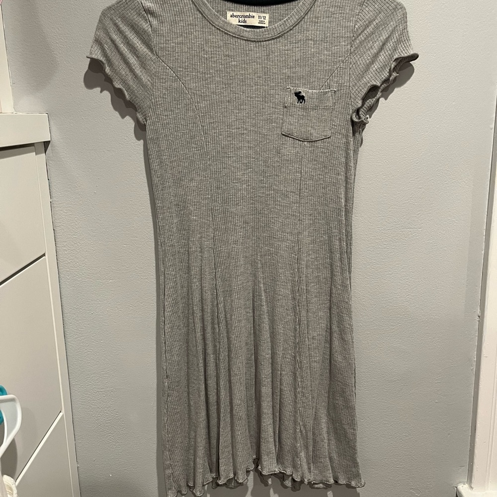grey abercrombie t shirt dress
